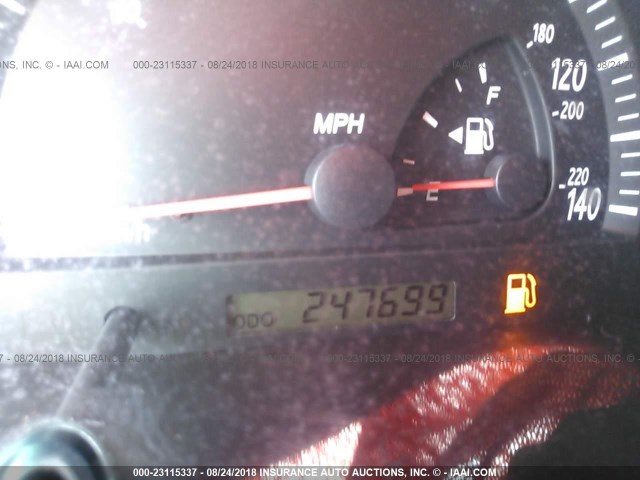 4T1BE32K22U111053 - 2002 TOYOTA CAMRY LE/XLE/SE Gümüş foto 7