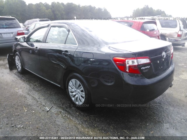4T1BF1FK5EU432889 - 2014 TOYOTA CAMRY L/SE/LE/XLE Qara foto 3