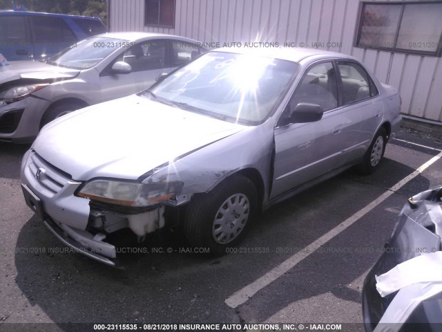 1HGCF86671A079461 - 2001 HONDA ACCORD VALUE SILVER photo 2