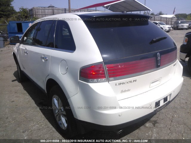 2LMDJ6JC2ABJ09697 - 2010 LINCOLN MKX WHITE photo 3