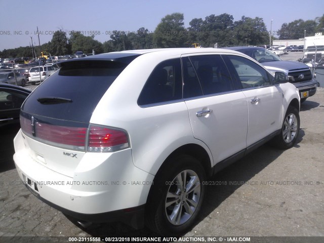 2LMDJ6JC2ABJ09697 - 2010 LINCOLN MKX WHITE photo 4