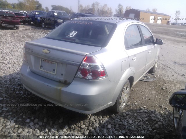 KL1TD56E49B615273 - 2009 CHEVROLET AVEO LS/LT SILVER photo 4