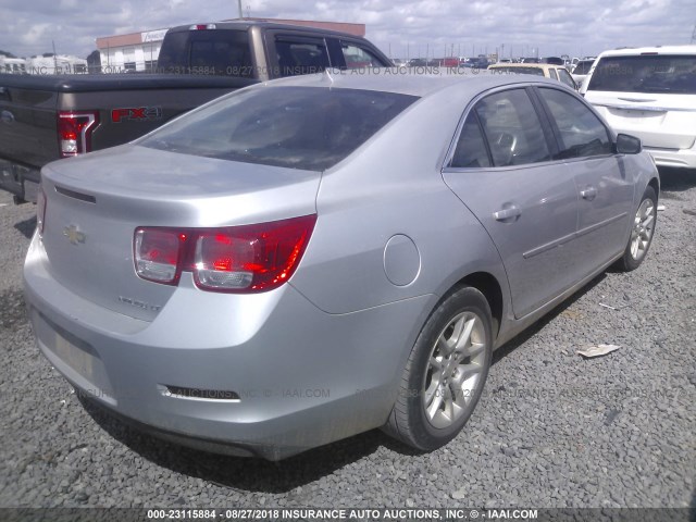 1G11C5SA0DF128796 - 2013 CHEVROLET MALIBU 1LT ვერცხლისფერი ფოტო 4