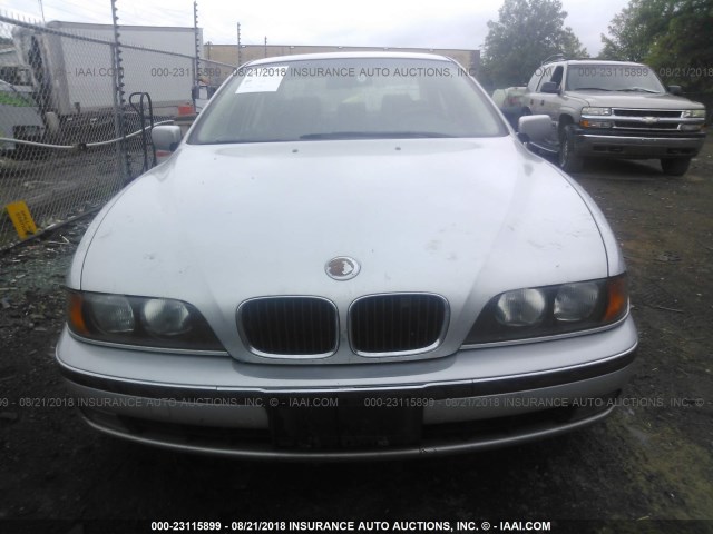 WBADM6338XBY21907 - 1999 BMW 528 I AUTOMATIC SILVER photo 6