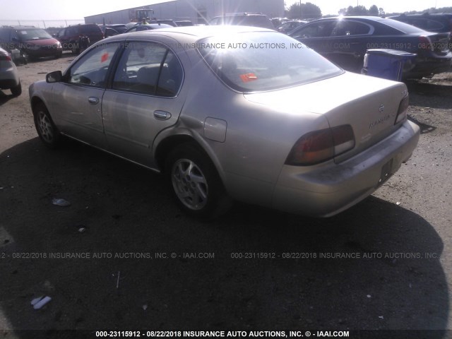 JN1CA21D8VM523356 - 1997 NISSAN MAXIMA GLE/GXE/SE GOLD photo 3