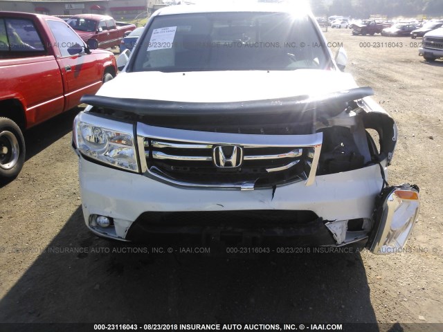 5FNYF4H96DB042403 - 2013 HONDA PILOT TOURING WHITE photo 6