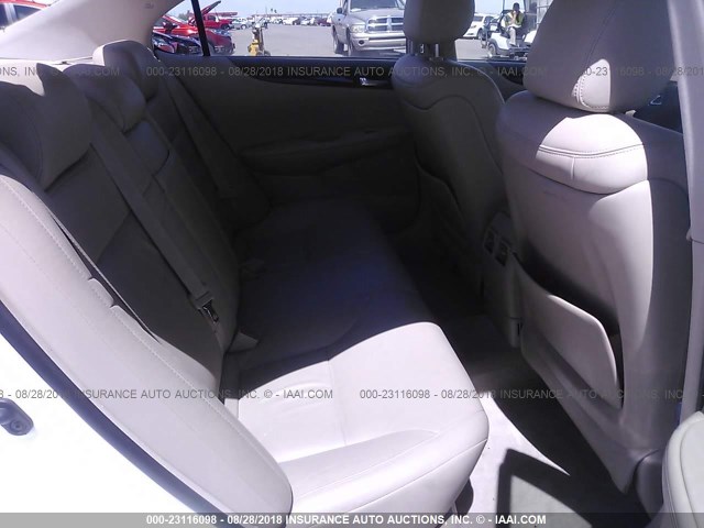 JTHBA30G645026193 - 2004 LEXUS ES 330 WHITE photo 8