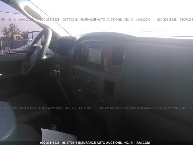 3D7KS28C96G280654 - 2006 DODGE RAM 2500 ST/SLT/LARAMIE ვერცხლისფერი ფოტო 5