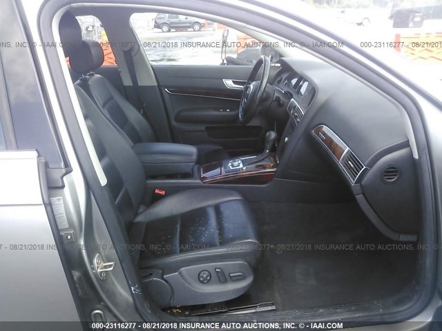 WAUDH74F16N086722 - 2006 AUDI A6 3.2 QUATTRO GRAY photo 5