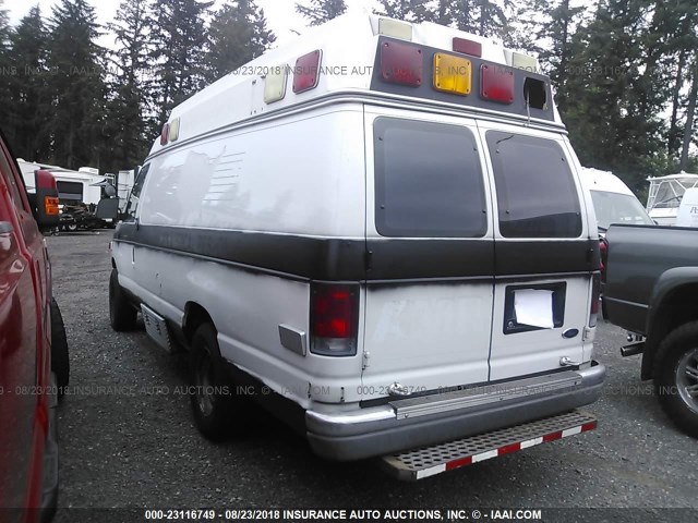 1FDSS34F82HA13081 - 2002 FORD ECONOLINE E350 SUPER DUTY VAN WHITE photo 3