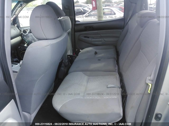 3TMLU4EN4EM145415 - 2014 TOYOTA TACOMA DOUBLE CAB ვერცხლისფერი ფოტო 8