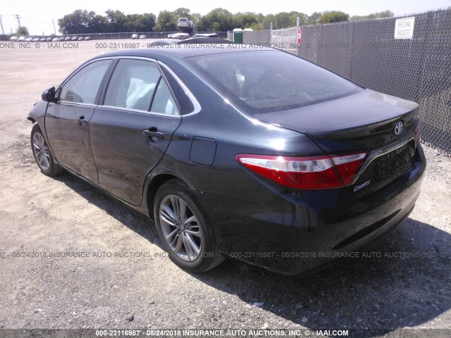 4T1BF1FK1GU568892 - 2016 TOYOTA CAMRY LE/XLE/SE/XSE 蓝色 照片 3