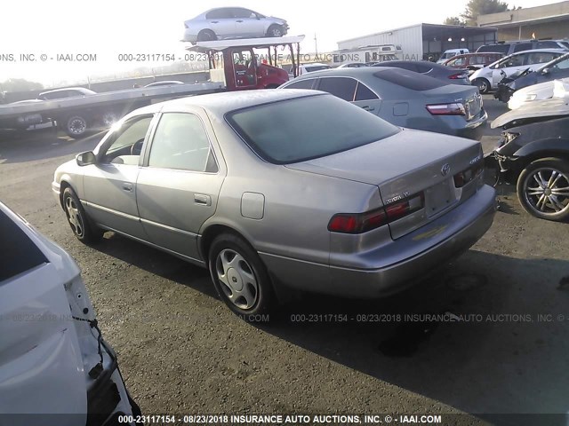 JT2BF22K9W0113500 - 1998 TOYOTA CAMRY CE/LE/XLE 金色 照片 3