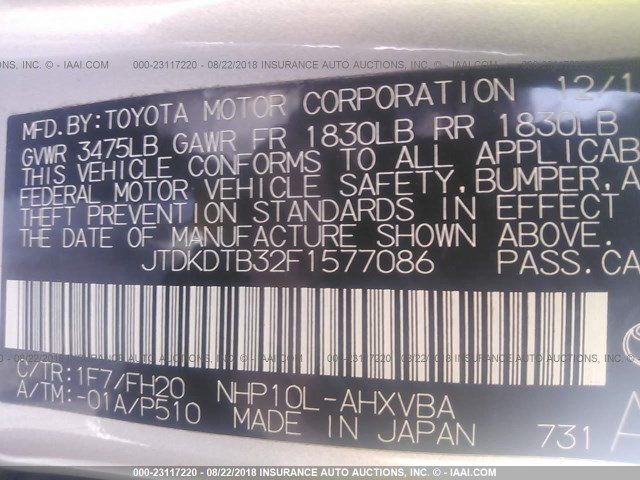 JTDKDTB32F1577086 - 2015 TOYOTA PRIUS C SILVER photo 9