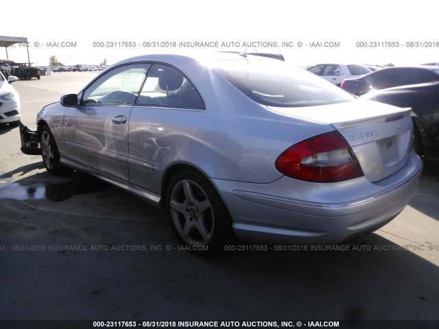 WDBTJ72H67F215264 - 2007 MERCEDES-BENZ CLK 550 SILVER photo 3