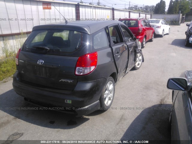 2T1KR32E64C301182 - 2004 TOYOTA COROLLA MATRIX XR GRAY photo 4