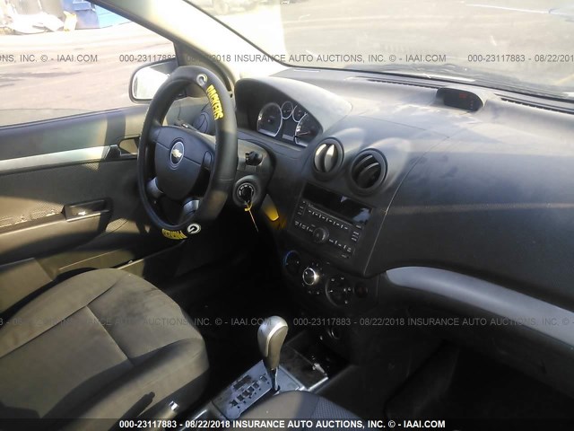 KL1TD5DE1BB221951 - 2011 CHEVROLET AVEO LS/LT SILVER photo 5