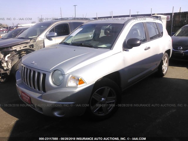 1J8FF47W67D598231 - 2007 JEEP COMPASS SILVER photo 2