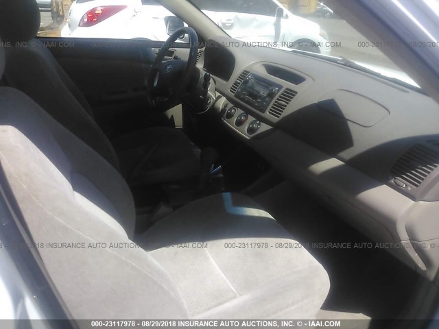 JTDBE32K020107529 - 2002 TOYOTA CAMRY LE/XLE/SE Ağ foto 5