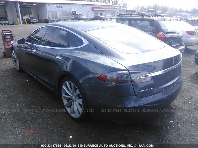 5YJSA1E11HF232777 - 2017 TESLA MODEL S GRAY photo 3