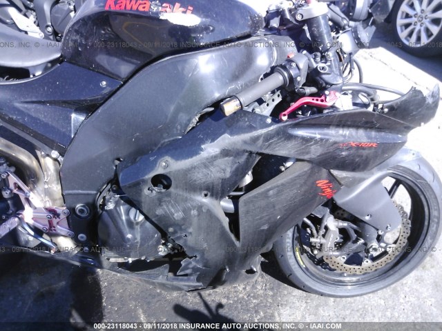 JKAZXCD196A017142 - 2006 KAWASAKI ZX1000 D6F BLACK photo 8