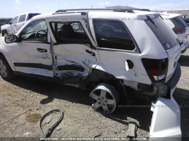1J4GS48K66C291062 - 2006 JEEP GRAND CHEROKEE LAREDO/COLUMBIA/FREEDOM 白色 照片 6