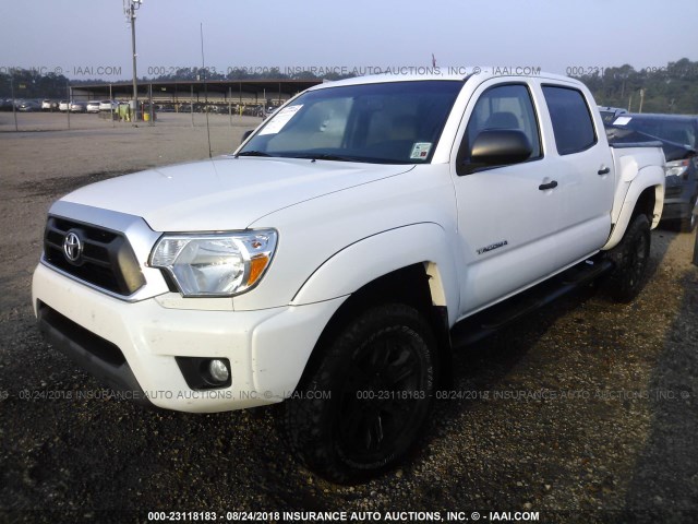 5TFJU4GN8FX075515 - 2015 TOYOTA TACOMA DOUBLE CAB PRERUNNER WHITE photo 2