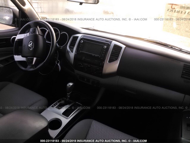 5TFJU4GN8FX075515 - 2015 TOYOTA TACOMA DOUBLE CAB PRERUNNER WHITE photo 5