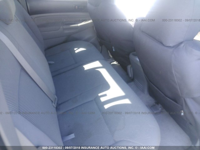 3TMLU4EN8BM067863 - 2011 TOYOTA TACOMA DOUBLE CAB 灰色 照片 8