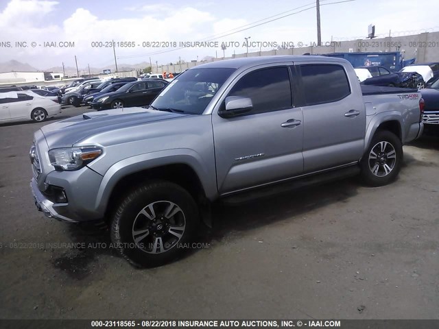 5TFCZ5AN1GX003906 - 2016 TOYOTA TACOMA DBL CAB/SR/SR5/TRD SPT/OR SILVER photo 2