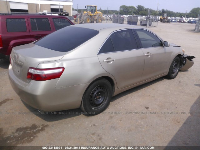 4T1BK46KX7U009547 - 2007 TOYOTA CAMRY NEW GENERAT LE/XLE/SE GOLD photo 4