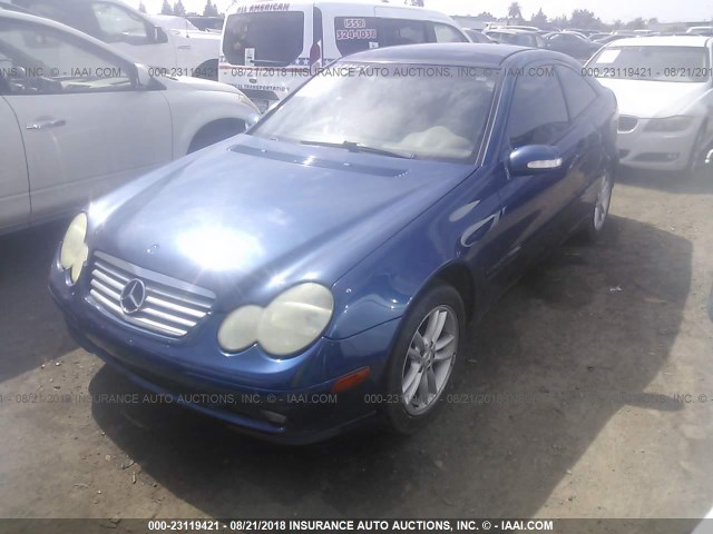 WDBRN47J72A295446 - 2002 MERCEDES-BENZ C 230K SPORT COUPE BLUE photo 2