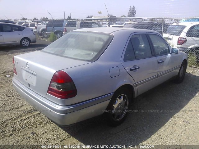 WDBHA22E4TF449329 - 1996 MERCEDES-BENZ C 220 SILVER photo 4