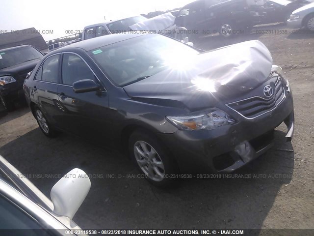 4T4BF3EK4BR198548 - 2011 TOYOTA CAMRY SE/LE/XLE ნაცრისფერი ფოტო 1