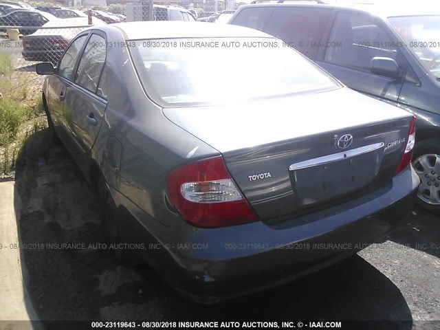 4T1BE32K12U598911 - 2002 TOYOTA CAMRY LE/XLE/SE GREEN photo 3
