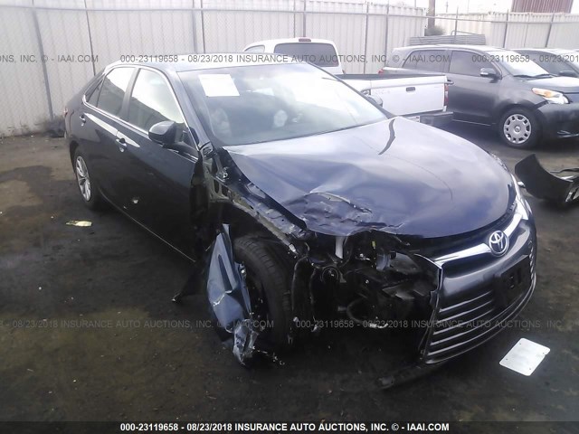 4T4BF1FK8GR526824 - 2016 TOYOTA CAMRY LE/XLE/SE/XSE BLUE photo 1