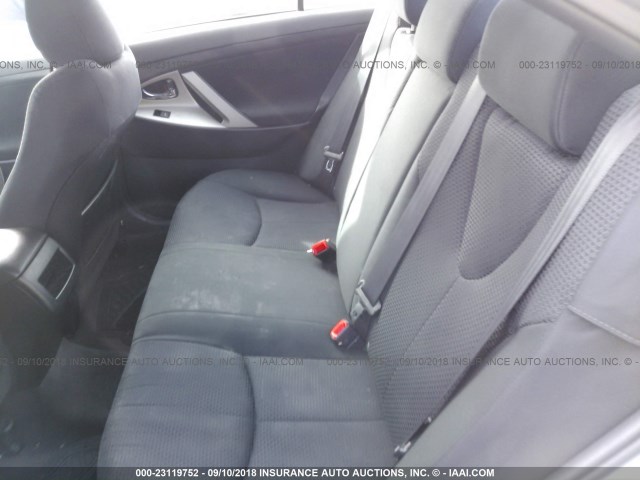 4T1BF3EK3AU008148 - 2010 TOYOTA CAMRY SE/LE/XLE ვერცხლისფერი ფოტო 8