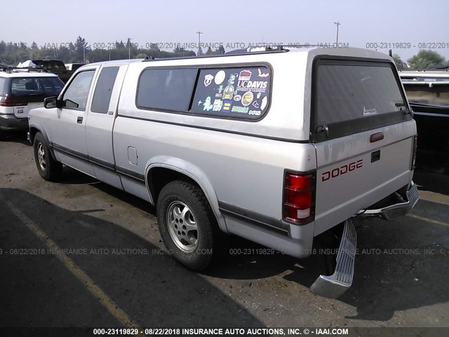 1B7GL23X9TS581274 - 1996 DODGE DAKOTA SILVER photo 3