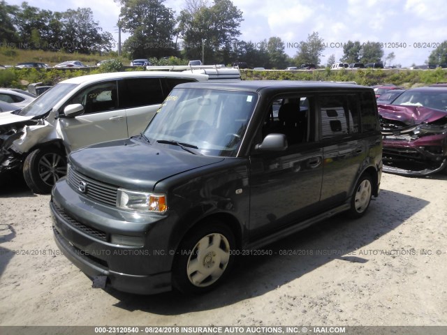 JTLKT334154003932 - 2005 TOYOTA SCION XB Grau Foto 2