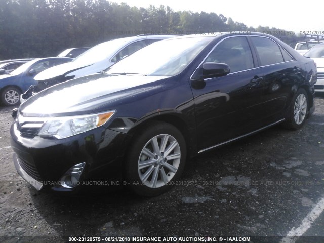 4T1BF1FK5CU121623 - 2012 TOYOTA CAMRY SE/LE/XLE შავი ფოტო 2