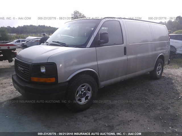 1GTFG15XX41131101 - 2004 GMC SAVANA G1500 GRAY photo 2