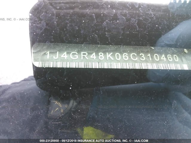 1J4GR48K06C310460 - 2006 JEEP GRAND CHEROKEE LAREDO/COLUMBIA/FREEDOM ნაცრისფერი ფოტო 9