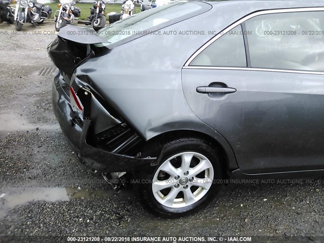 4T4BE46K79R123165 - 2009 TOYOTA CAMRY SE/LE/XLE 灰色 照片 6