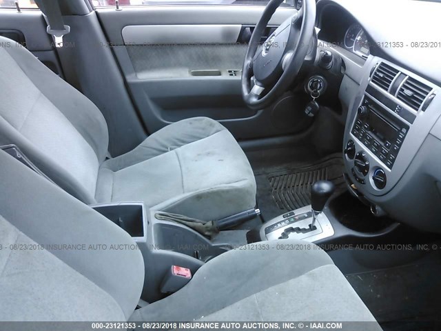 KL5JD56Z15K086643 - 2005 SUZUKI FORENZA S SILVER photo 5