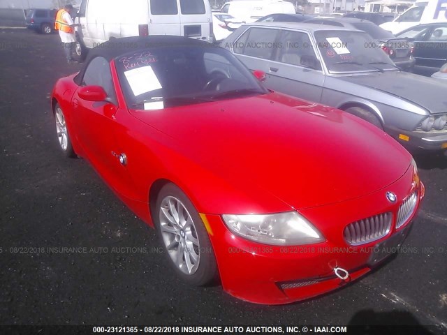 4USBU53546LW91052 - 2006 BMW Z4 3.0SI RED photo 1