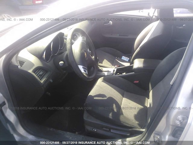1G1ZC5E01CF111090 - 2012 CHEVROLET MALIBU 1LT 银色 照片 5
