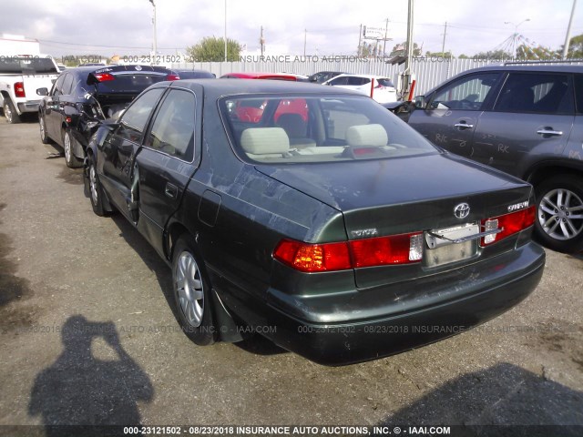 4T1BG22KXYU938375 - 2000 TOYOTA CAMRY CE/LE/XLE 绿色 照片 3