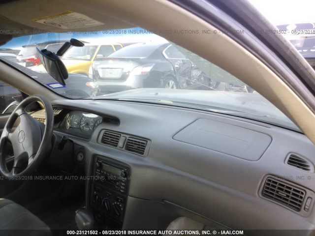 4T1BG22KXYU938375 - 2000 TOYOTA CAMRY CE/LE/XLE 绿色 照片 5