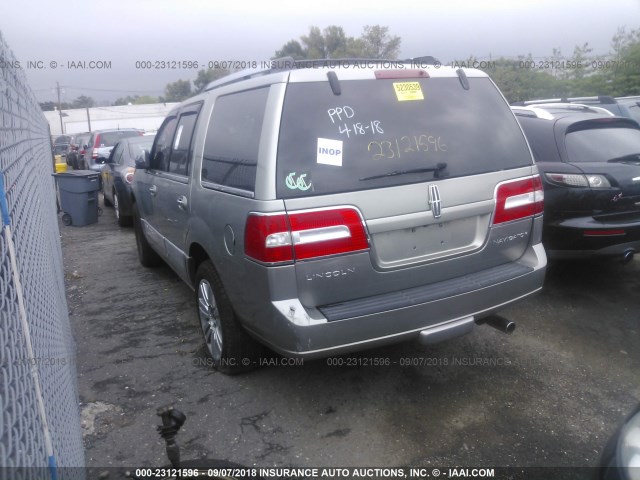 5LMFU28508LJ14772 - 2008 LINCOLN NAVIGATOR Күміс фото 3