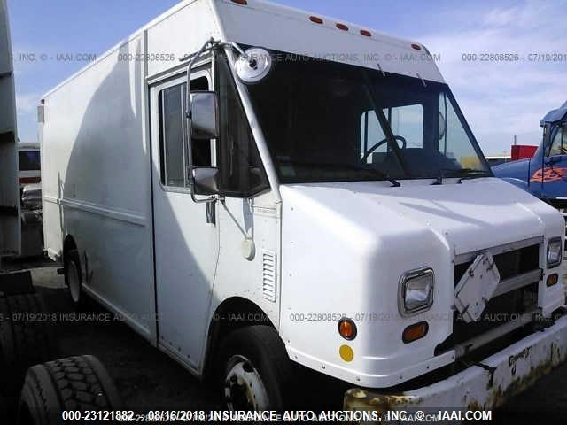 4UZAANBW94CN46506 - 2004 FREIGHTLINER CHASSIS M LINE WALK-IN VAN WHITE photo 1